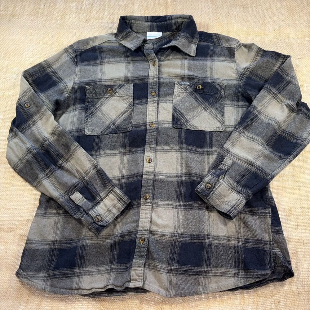 Columbia Woman's Tan/Black Plaid Flannel Long Sleeve Button Up Shirt Size Large